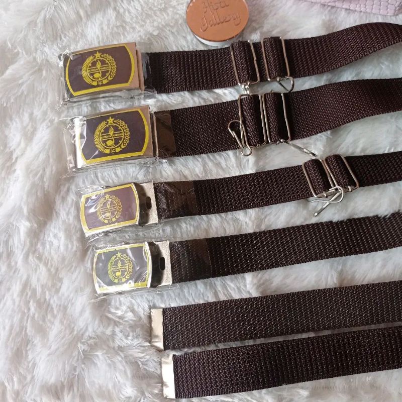 Sabuk Pramuka Besar dan Kecil