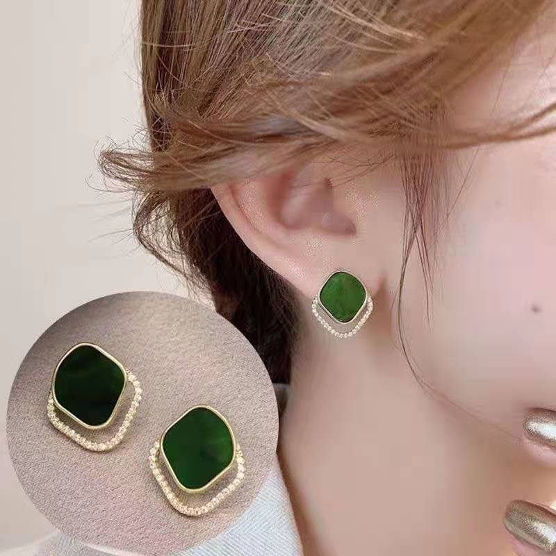 Anting Tusuk Retro Gaya Korea Warna Hijau Untuk Wanita