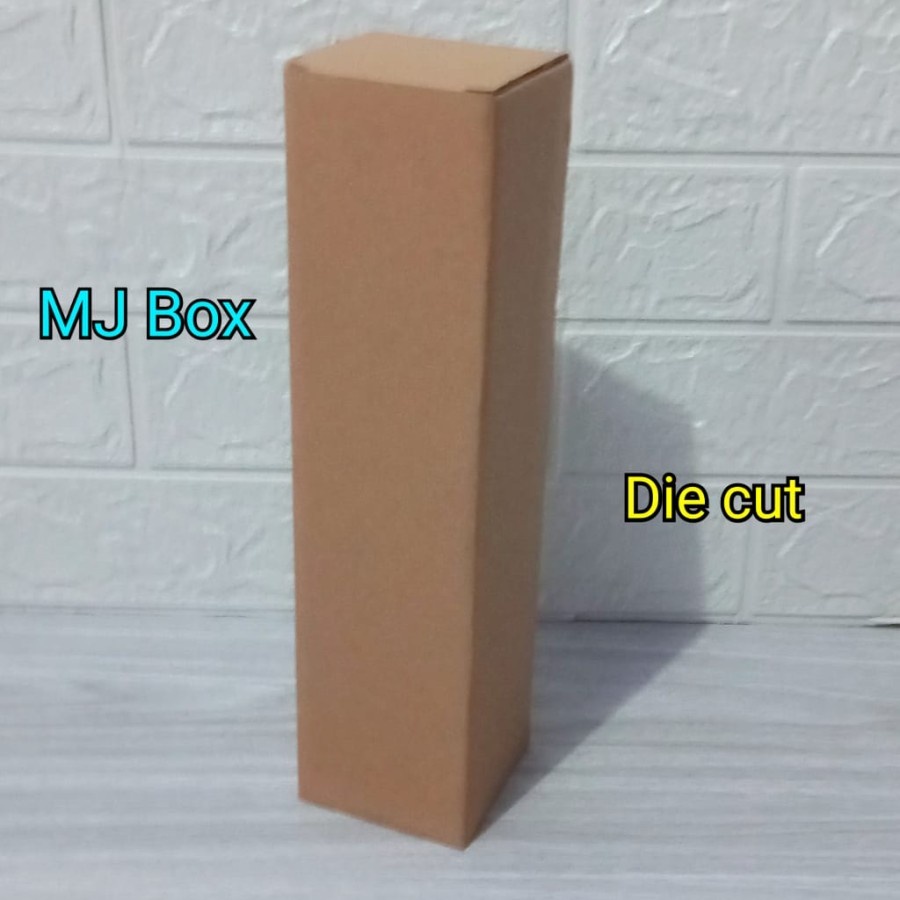

Kardus karton Uk. 5,5 x5,5 x 20,5 cm.........Die Cut Kotak Botol