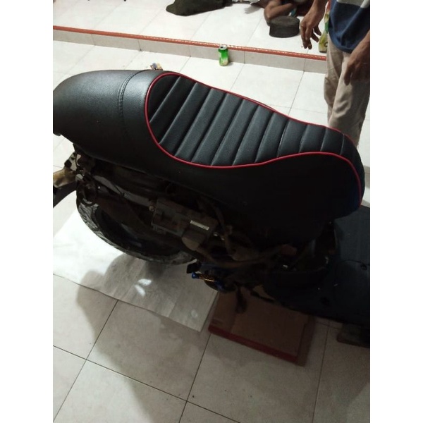 Kulit Jok Motor Scoopy karbu, Scoopy fi, Scoopy ESP, Scoopy Custom Caferacer