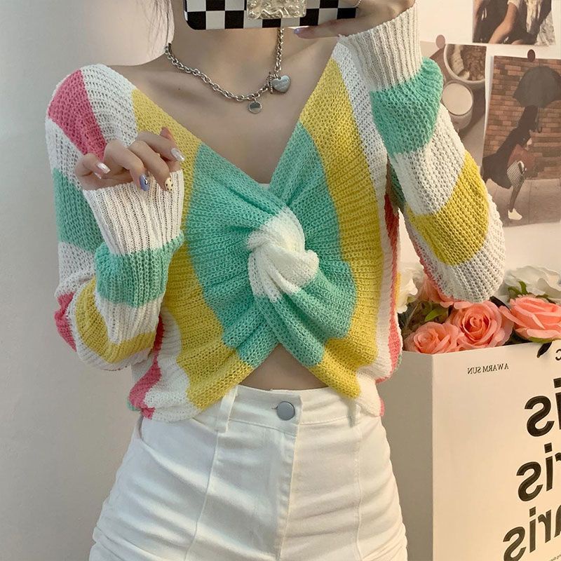 Musim Semi dan Musim Gugur 2022 Desain Retro Baru Rasa V-Leher Palang Pusar Warna Rajutan Sweater Lengan Panjang Pendek Wanita Pasang Atas