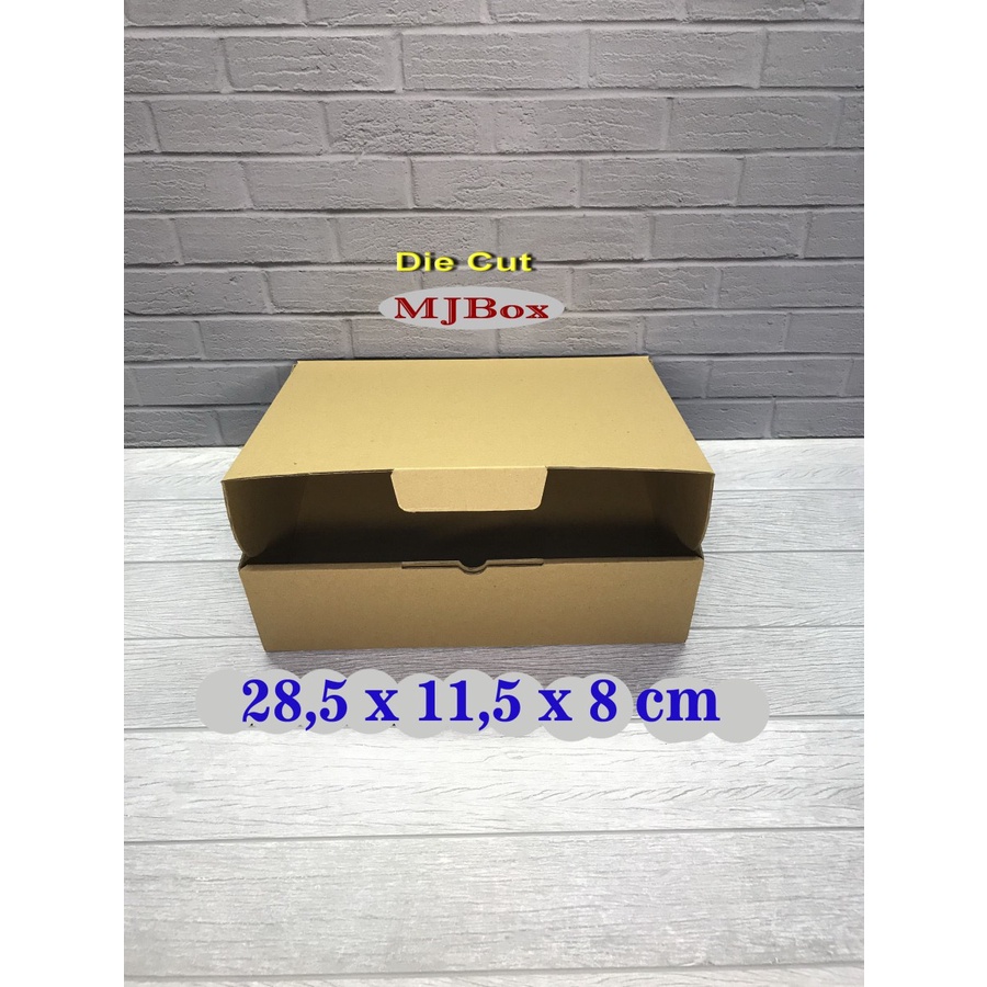 

Kotak Kardus Uk. 28,5x11,5x8 cm........Die Cut