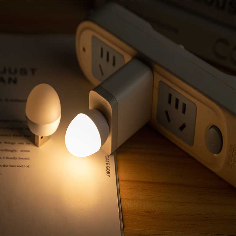 Lampu Baca LED Mini Portable Hemat Energi Tahan Lama Dengan Port USB