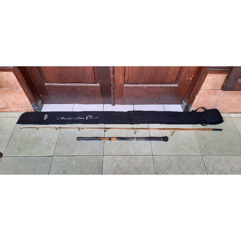 Rod / Joran Jigging master Monster Game GT 8'2