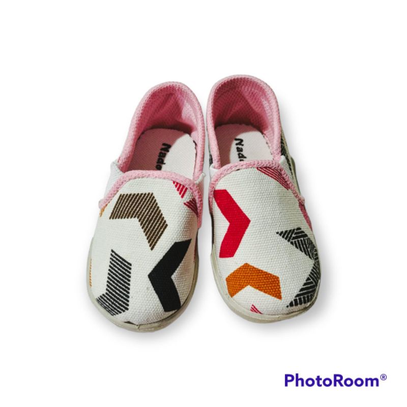 Sepatu Slip On / Sepatu Slop / Sepatu Balita / Sepatu Anak Perempuan