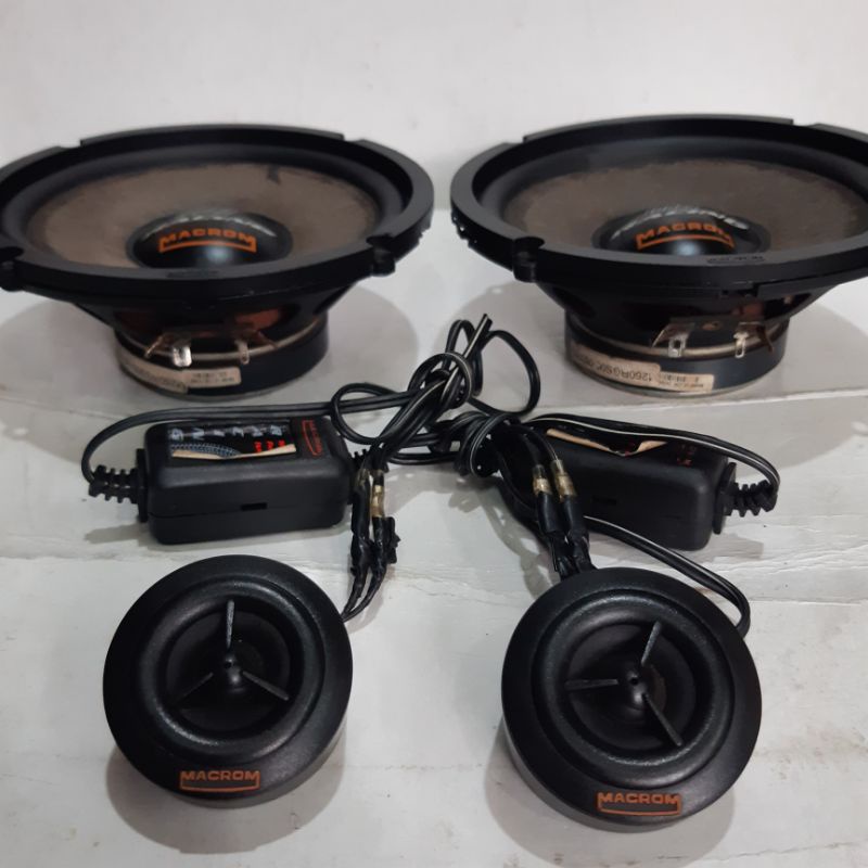 speaker split 2 way macrom racing RGS 2.60 ireland