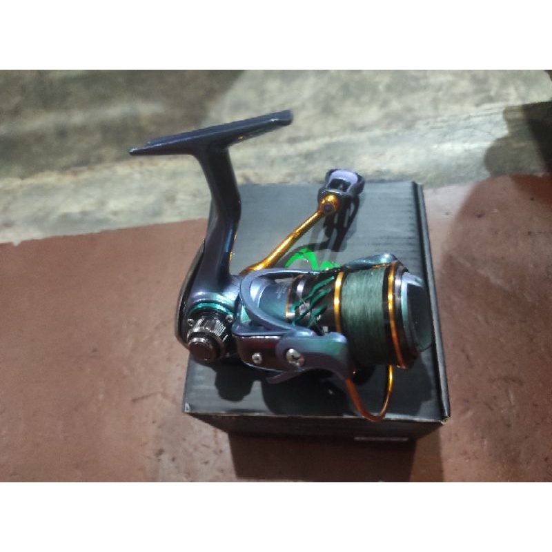 reel bullzen iguana velocity 800 include gomexus knob warna silver merah