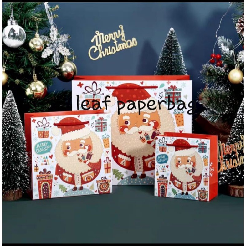 

Hamper natal / hampers natal /Paper bag natal jumbo besar premium muat toples paperbag tahun baru 2022 tas kue natal hampers natal hadiah natal tahun baru