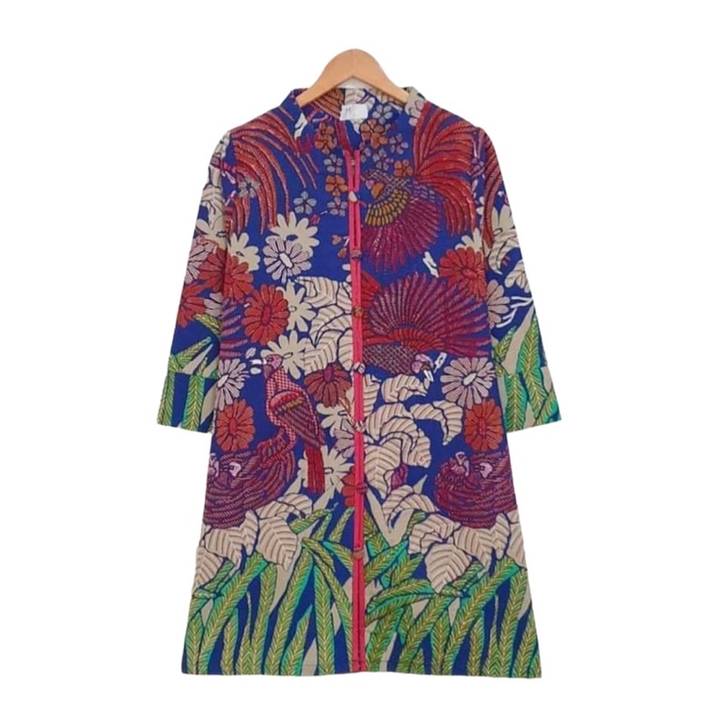 Tunik Batik Wanita Kerja Modern Busui Kancing Depan Lengan Panjang Bahan Katun Halus Solo Untuk Sera