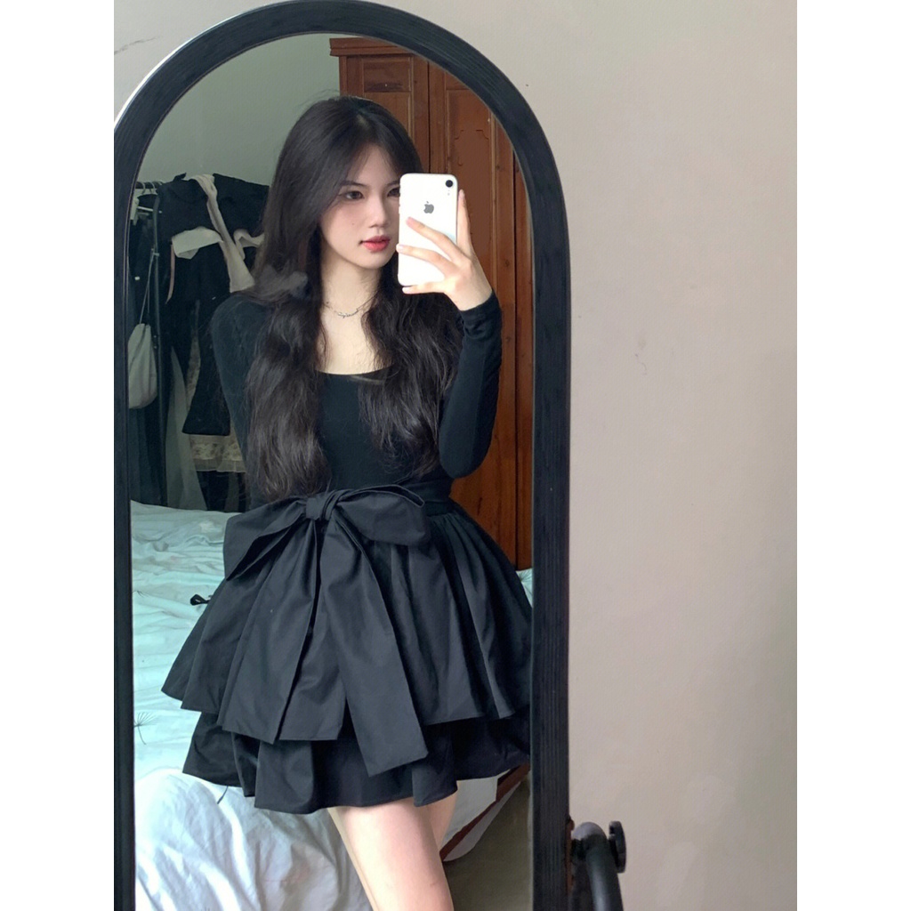 Suhao gaun musim gugur dan musim dingin temperamen angin harum kecil gaun rajut pinggang high-end Prancis gaun rok hitam kecil rok putri berbulu perempuan