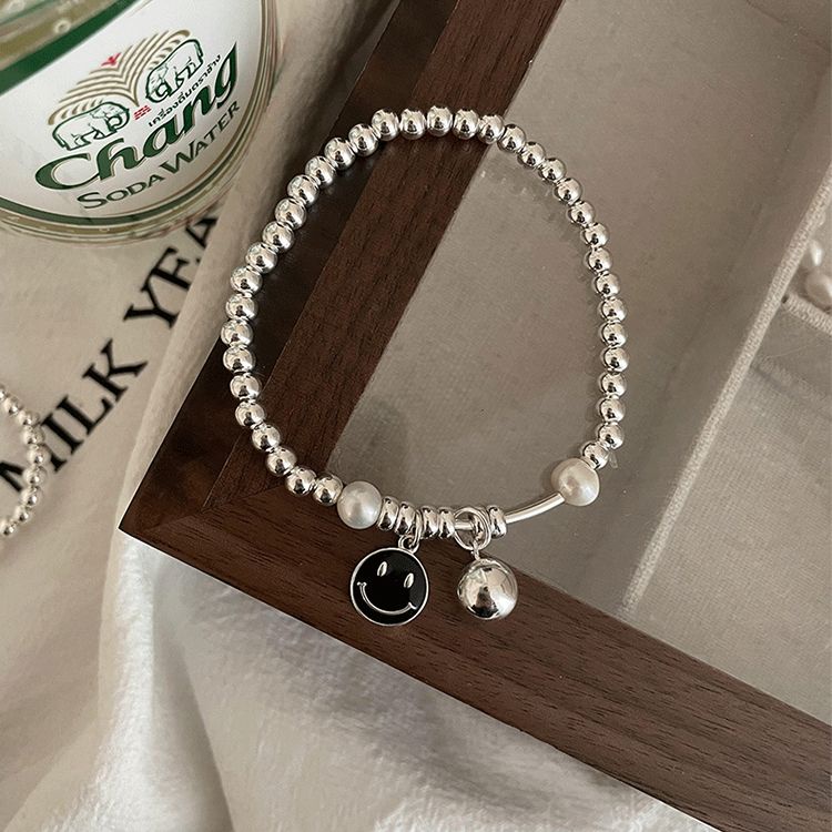 Gelang warna wajah smiley berwarna permen manik-manik dalam desain ceruk tali elastis gadis pacar gelang perak murni