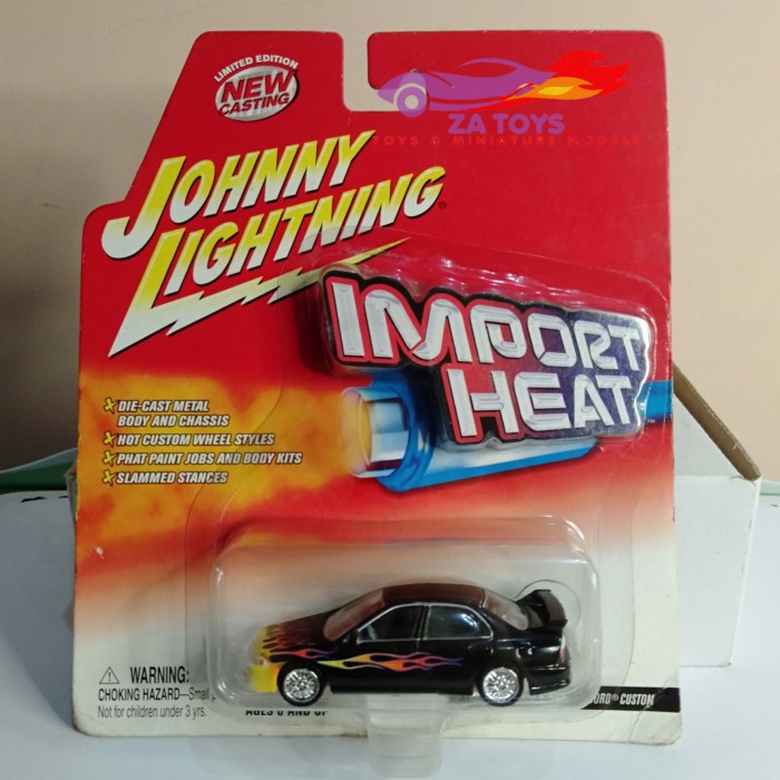 Diecast Honda Accord Cielo Hitam by Johnny Lightning Import Heat 1:64 NUSEL