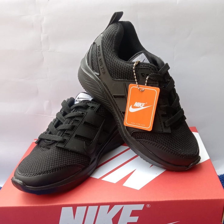 DISKON!!!SEPATU SEKOLAH / HITAM POLOS / SEPATU PRIA WANITA / SNEAKERS OLAHRAGA LARI / TERBARU MURAH UKURAN 33-43