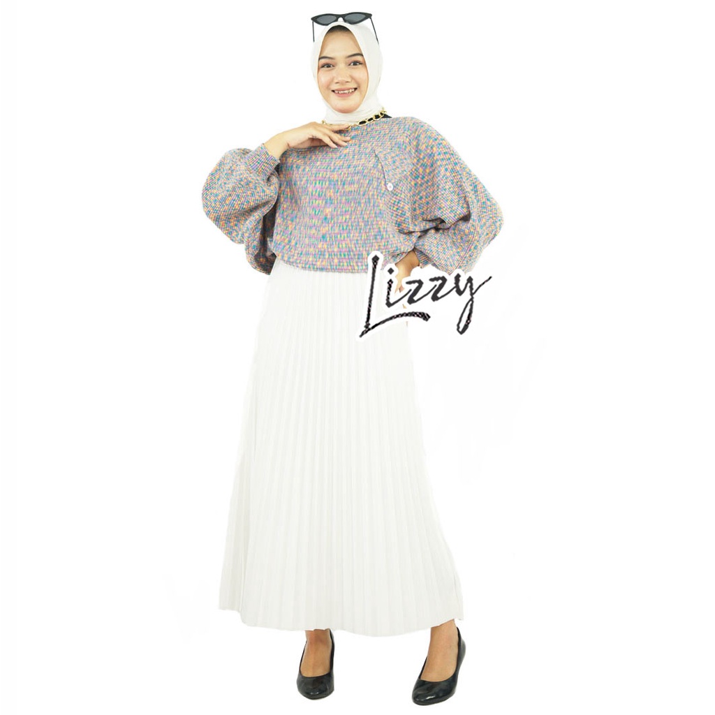 Lizzy - KARIN BATWING PREMIUM