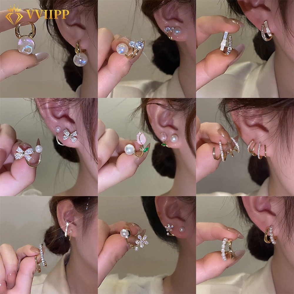 Anting Stud Desain Bunga Tulip Aksen Mutiara Kristal Warna Silver Hypoallergenic Untuk Wanita