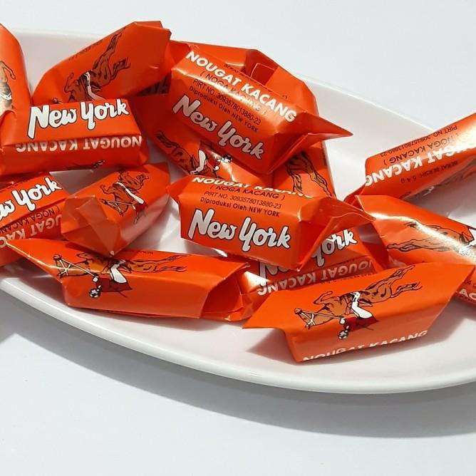 

TERLARIS Permen Nougat Kacang New York 1kg /PERMEN LUNAK/PERMEN VIRAL/PERMEN MILO/PERMEN YUPI/PERMEN JADUL/PERMEN KARET