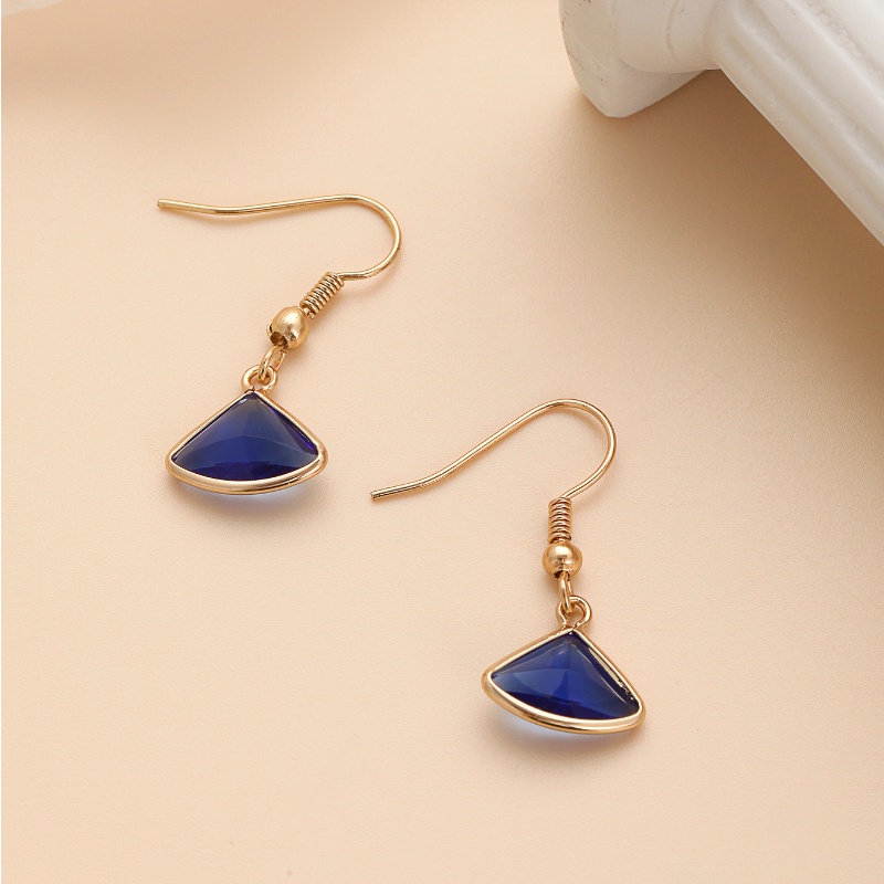 2022 Anting Tusuk Gantung Emas Metalik Wanita Desain Asimetris Hias Kristal Amethyst Gaya Vintage