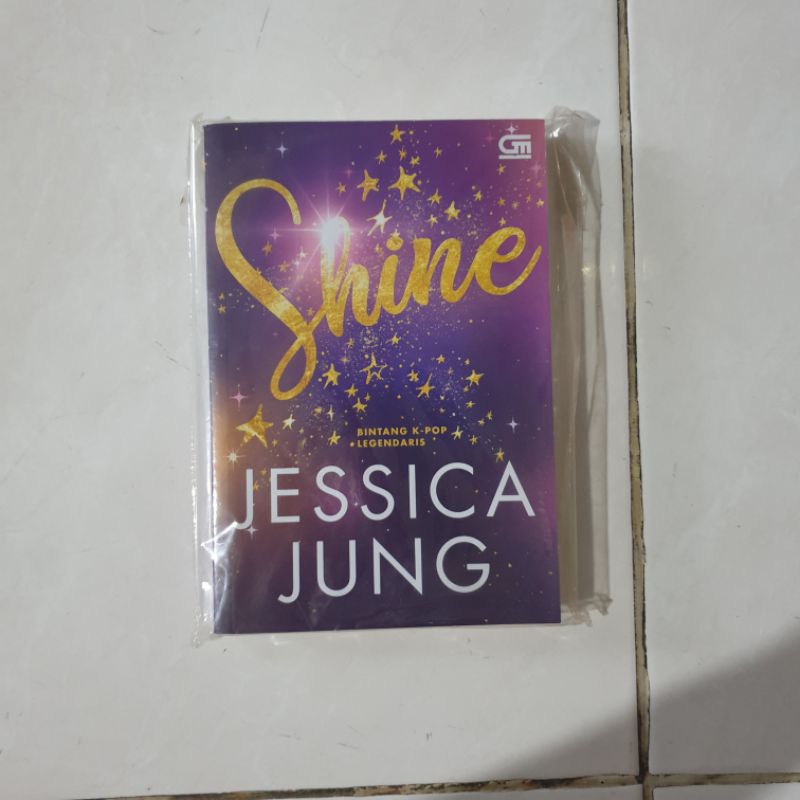 buku jessica jung snsd shine album