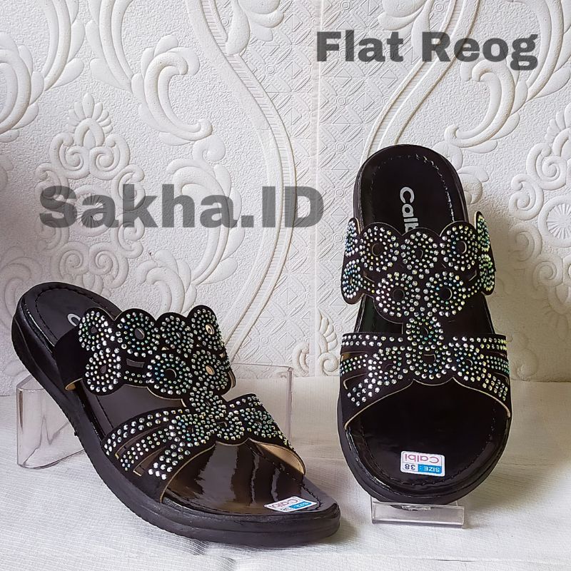 Sandal Calbi Wanita Sendal Cewek Flat teplek Terbaru