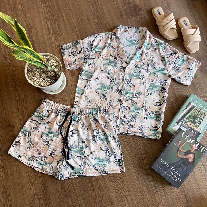 VS One Set Top & Short Pants