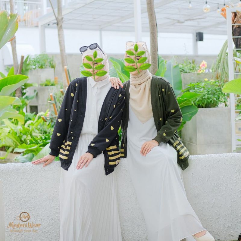 Lovelyn Cardi by Madani Wear | Outer hijab