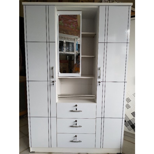 Lemari pakaian 3pintu kaca geser