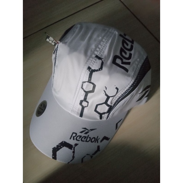 Topi sport Goes Senam Olah Raga