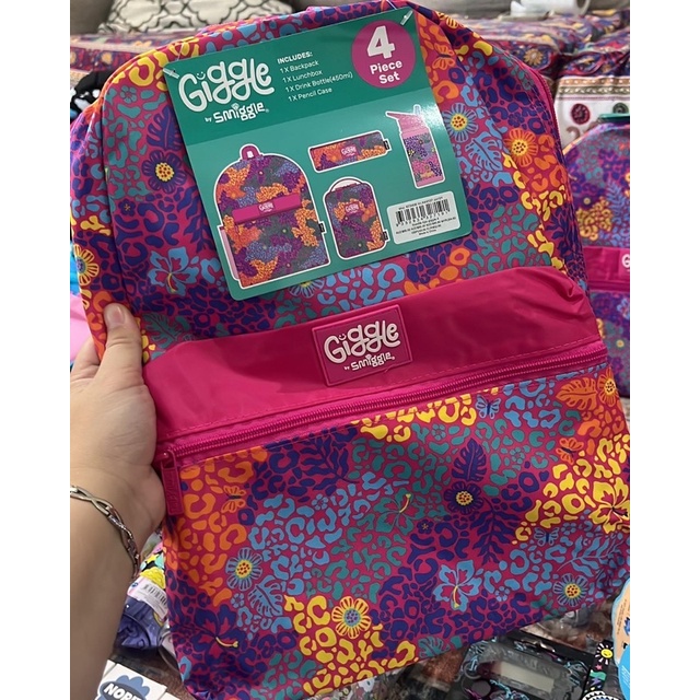 Smiggle Giggle Set Bag, Pencil Case, Bottle, and Lunch bag