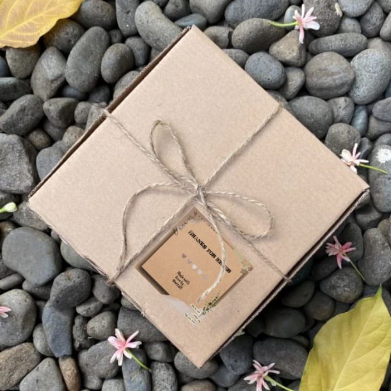 

Gift Box Kardus Gelang Kalung Hadiah Kado Kardus Only Tali Rami Box Diy Stiker Potongan Kertas