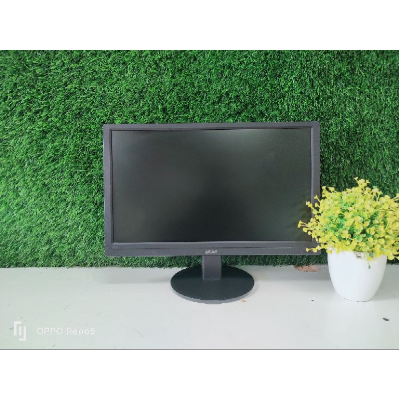 MONITOR ACER WIDE 16 INCH LED BERGARANSI LENGKAP KABEL