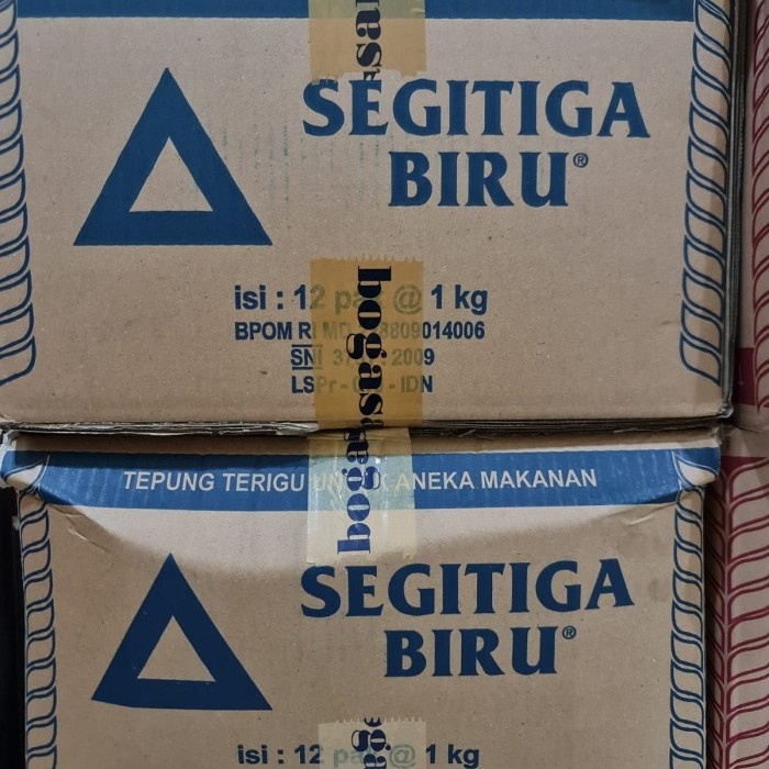

Tepung Segitiga Biru Bogasari 1 Karton Isi 12 @1Kg