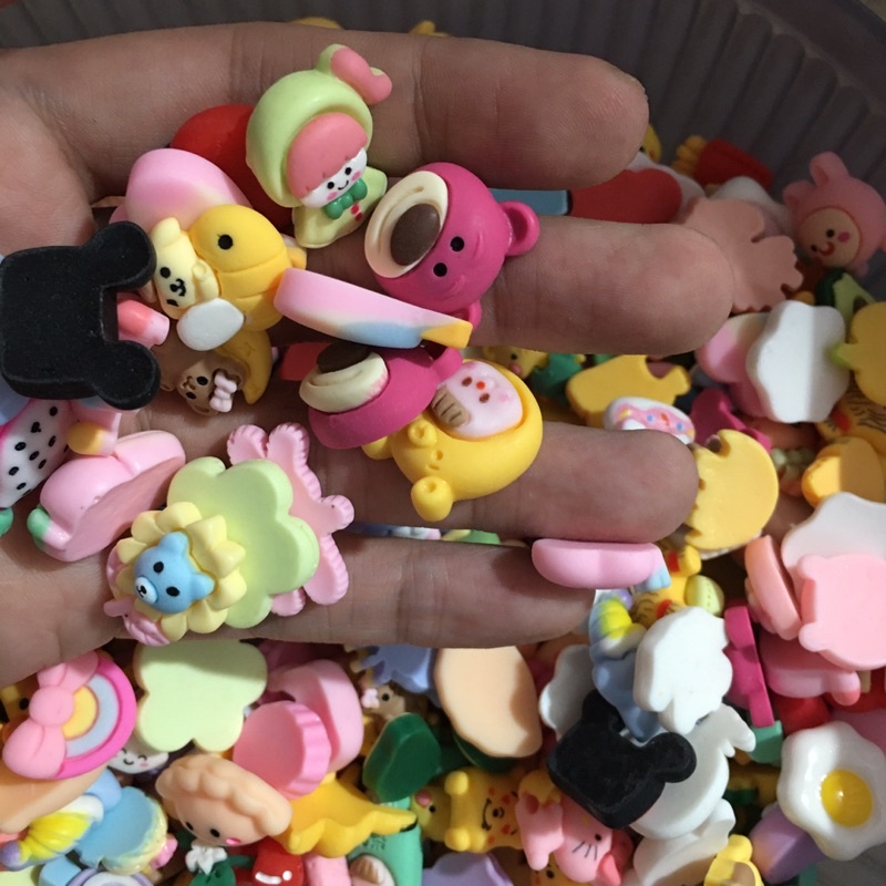 Manik Resin Clay Mix Lucu (5pcs)-- motif random