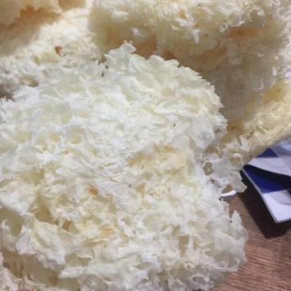 

ヹV JAMUR ES / JAMUR PUTIH / JAMUR SALJU / WHITE FUNGUS 100GR HOT SALES 3995 ♛