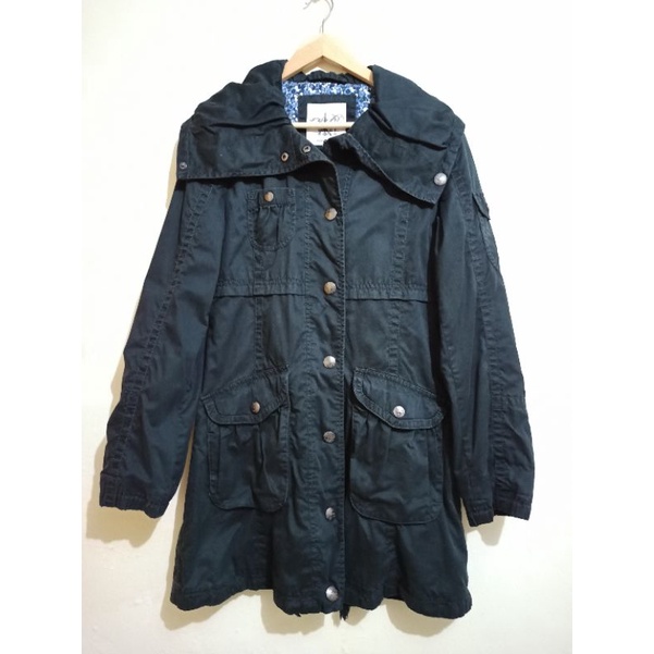 Winter Coat Hitam Preloved Esprit