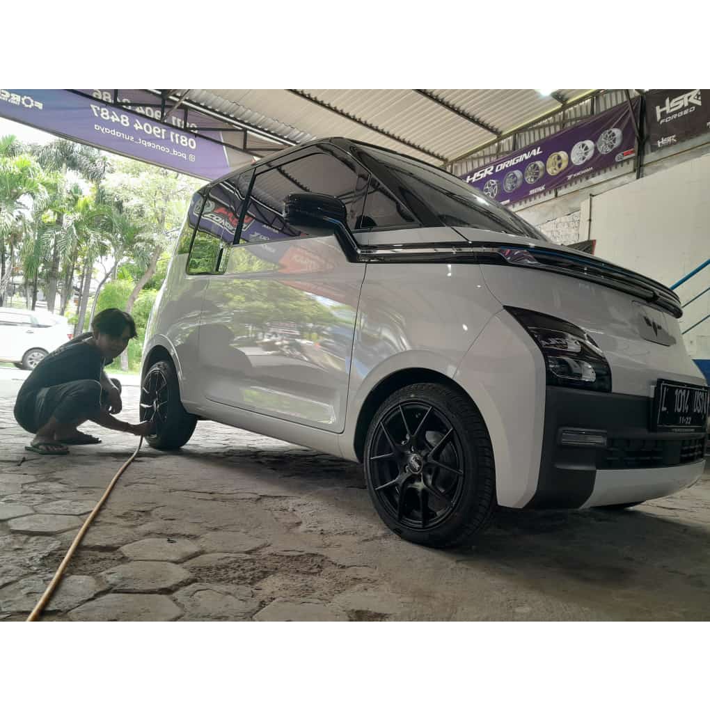 PAKET VELG DAN BAN MOBIL R14 WULING AIR EV R14 HSR MAYAK R14 LEBAR 6 INCI HITAM