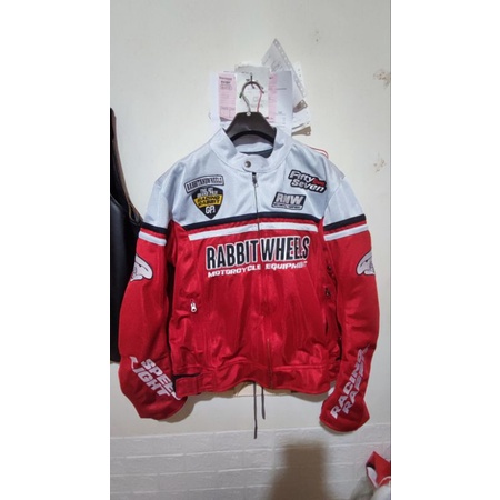 Jaket Rabbit and Wheels Catch Me 2022