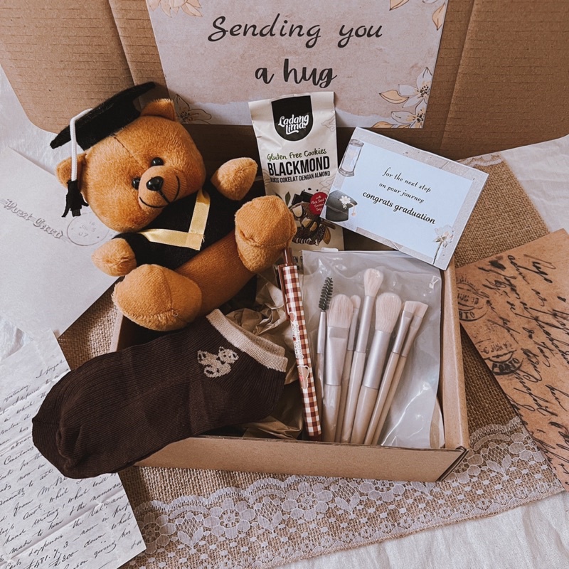 Kado Ulang Tahun Cewek Kado Wisuda Hampers Cewek Hadiah Ulang Tahun Hadiah Wisuda Boneka Wisuda Giftbox Pacar Cewek Giftbox Ultah Kado Valentine Kado Natal Hadiah Sempro