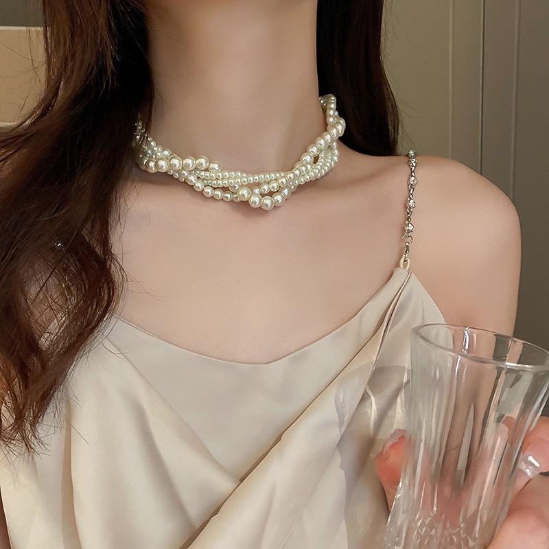 Senada Victory Choker Kalung Mutiara /Kalung Wanita Layers Pearl Choker Necklace White Aksesoris Fashion SK082