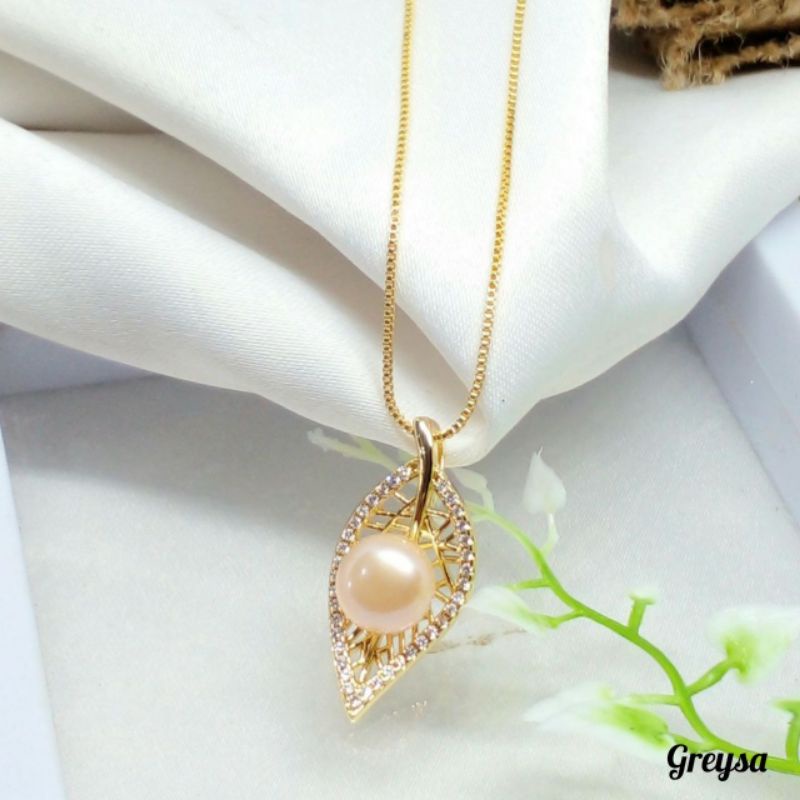 Kalung Liontin Mutiara Air Tawar Asli Lombok lapis Emas 18k