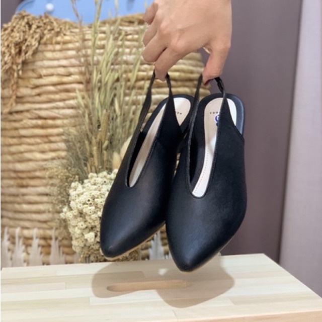 [SIAP KIRIM] BRShoes93 Hitam Sepatu High Heels Wanita