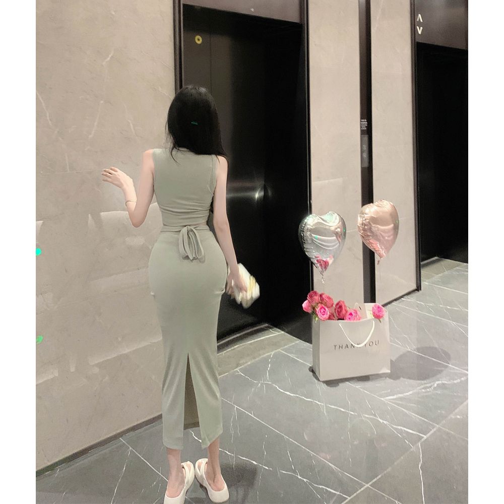 Suhao Pure Desire High Neck Sleeveless Dress Hati-hati Mesin Vest Top Design Sense High Waist Slit Setelan Rok Wanita