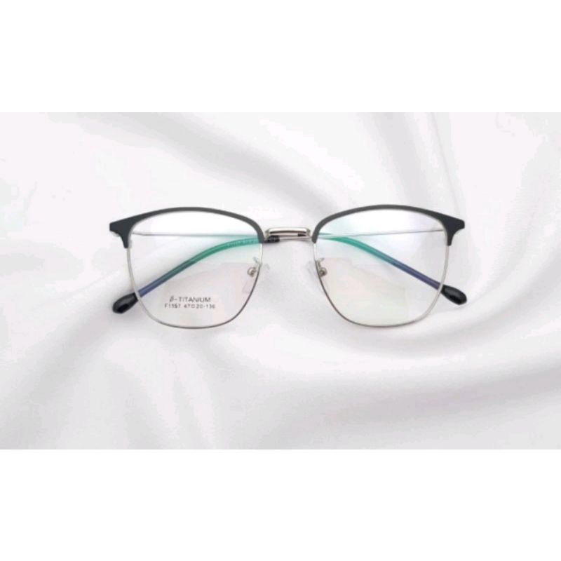 Kacamata B titanium