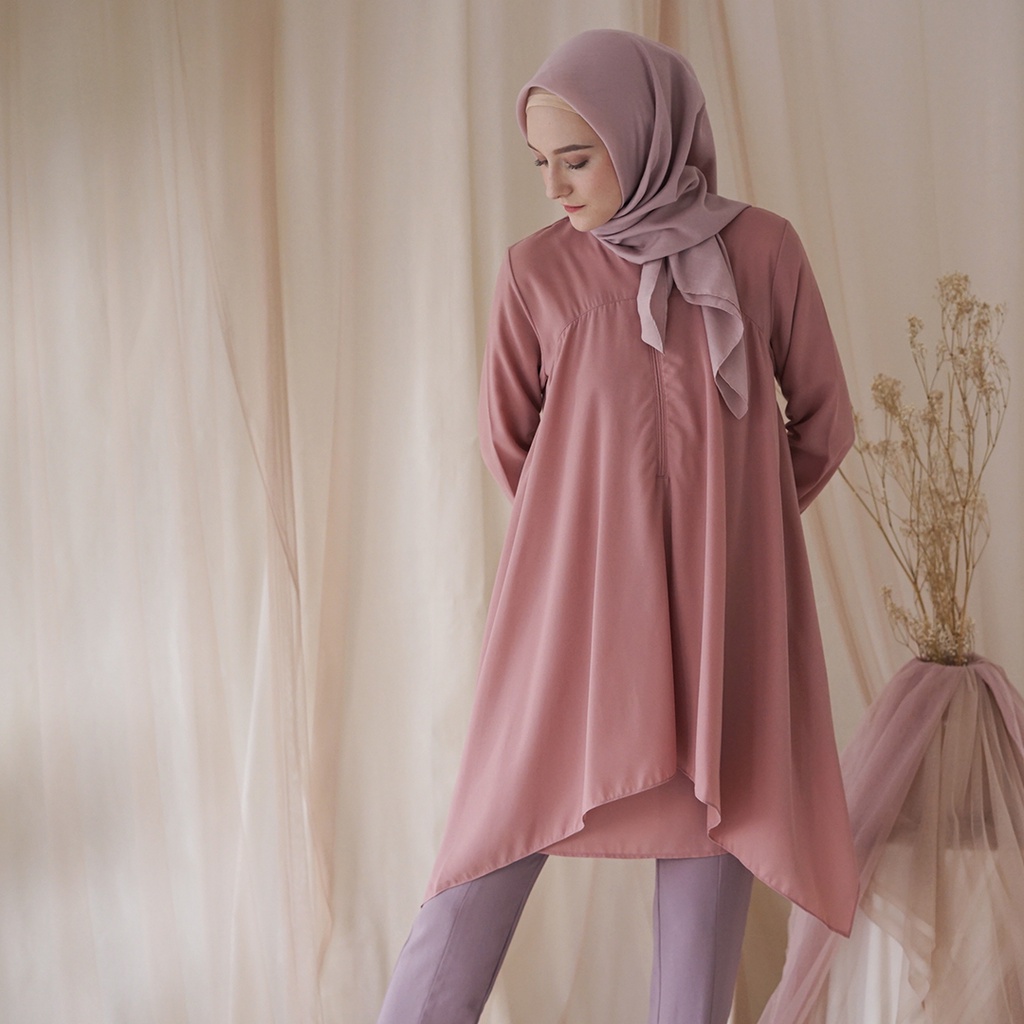 Nayaka by Aska Label - Tunik panjang dua lapis busui friendly warna putih, dusty pink