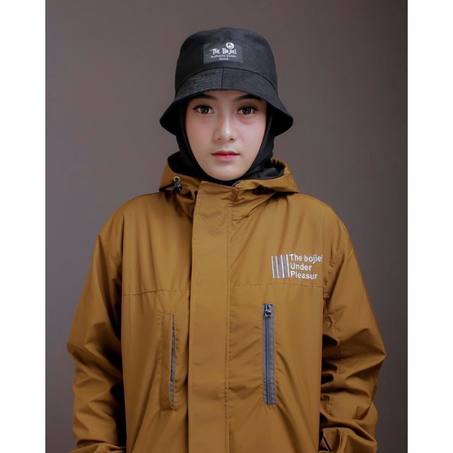 The Bojiel Pleasure - Jaket Outdoor Pria Jaket Parasut Jaket Outdoor Unisex Jaket Distro Jaket Gunung Tobaco