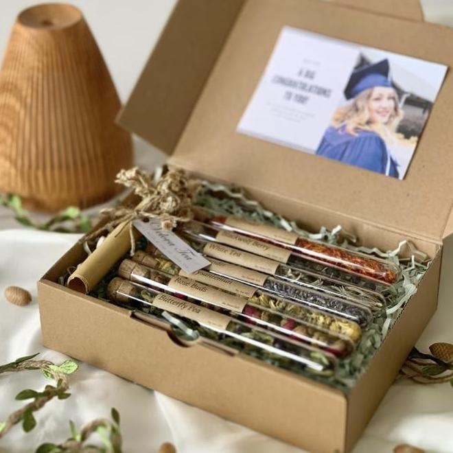 

Kado Natal Wedding Gift Hampers Teh Hadiah Ulang Tahun 15 Ml Isi 7 Storannejaa