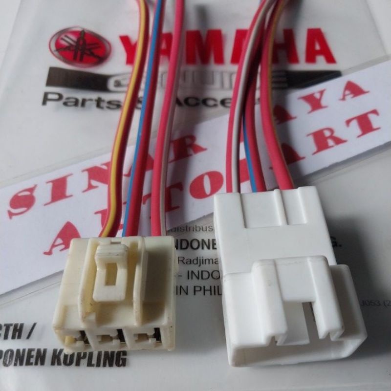 soket ECU ECM Aerox 155 Aerox new N- max freego lexy  N-max 155 3 pin male female warna putih gading