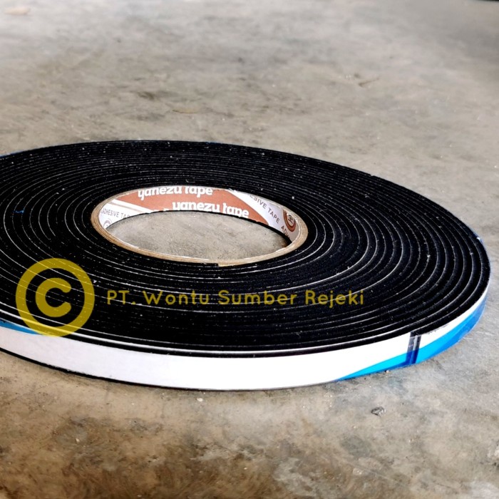 

Buruan serbu] Single foam tape hitam Uk 10mm x 10 meter, tebal 3mm