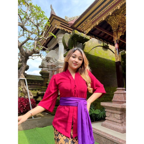 Kebaya bali kartini lengan 3/4 lonceng