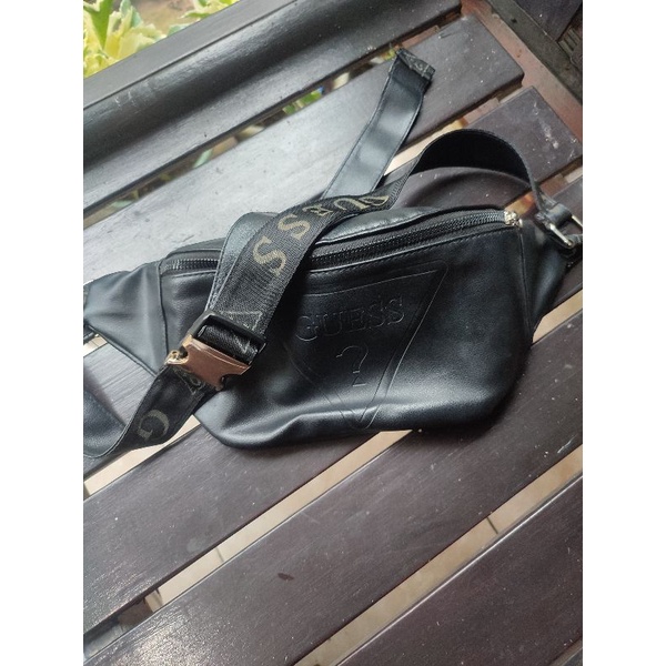 Tas WB secondbrand Guess semi premium hitam