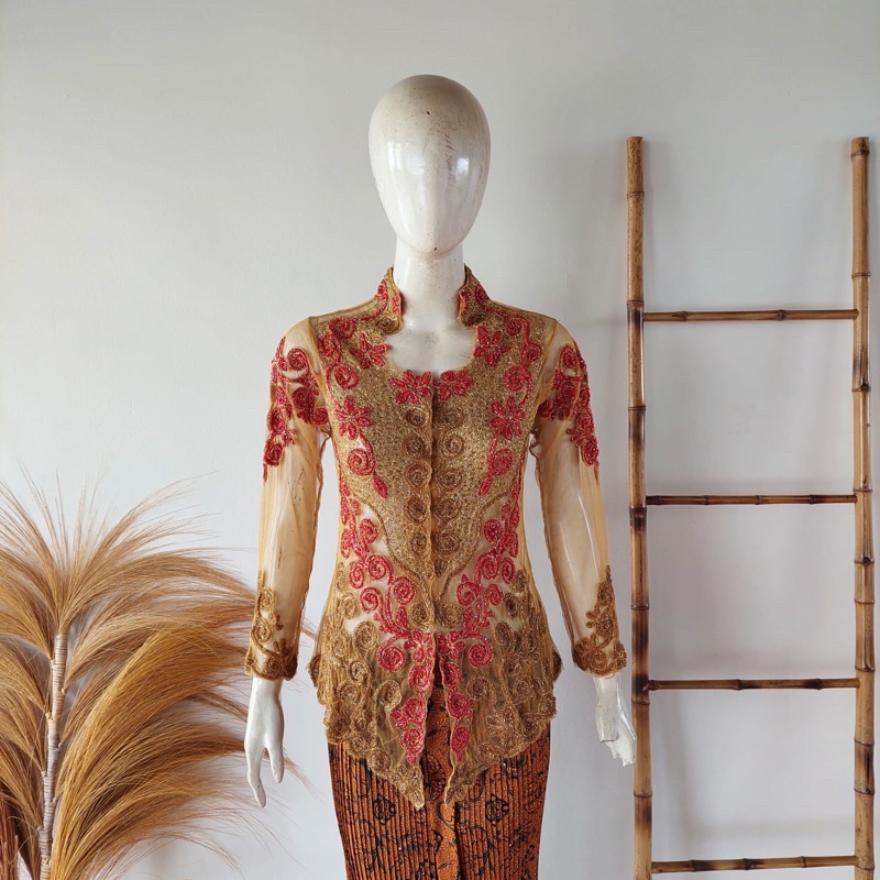 kebaya wisuda emas/kebaya emas payet/kebaya kondangan